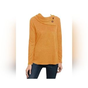 Gold long sleeve shirt